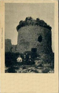Il Castello 100 anni fa.