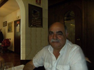 Il famoso collezionista di classici napoletani Pietro Catauro Il famoso collezionista di classici napoletani Pietro Catauro