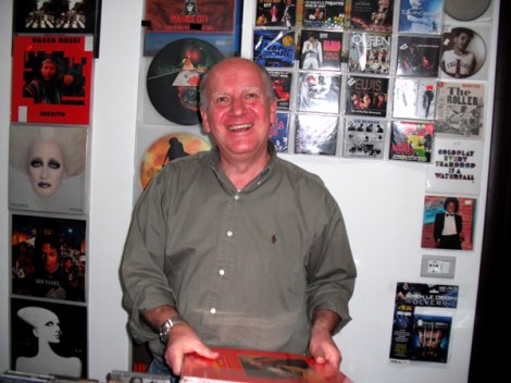 Michele, importantissimo collezionista-espositore napoletano.
