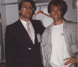 Carlo e Robin Gibb (1984)