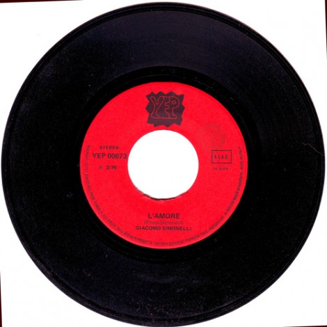 L'amore cantata da Giacomo Simonelli