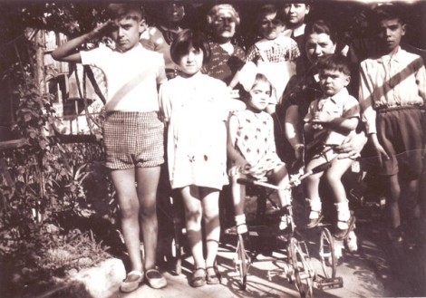 Giovani della famiglia Russo (non identificati)