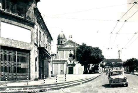Piazza Dante e Chiesa di S.Antonio