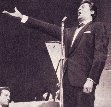 Achille Togliani canta "Stasera" di Benedetto e Zanfagna