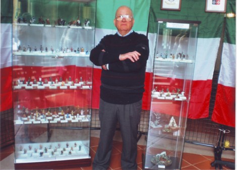 Aldo Bisogno con i suoi soldatini