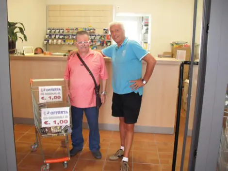Il Prof.Raffaele Santoro con Carlo Casale.