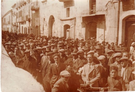 Sanseverinesi in massa per ascoltare l'On. Natacapì