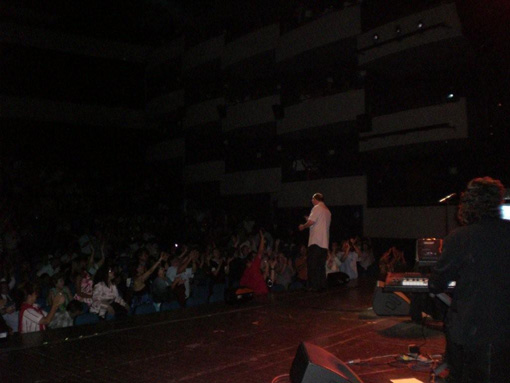 Nicola Di Bari durante il concerto di Morelia in Mexico