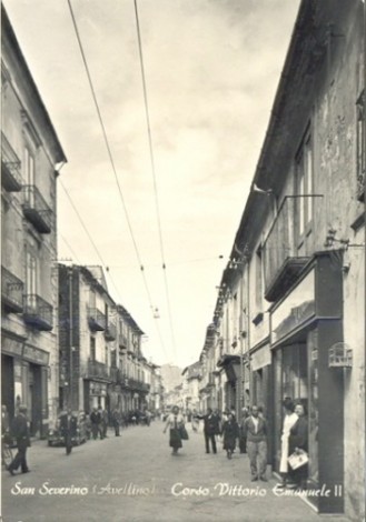 Cartolina di San Severino con descrizione errata.