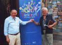 Il Prof. Aldo De Gioia col tenore napoletano Lino Cavallaro alla Piedigrotta del 2007
