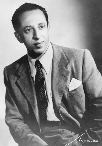 Salve D'Esposito autore con Tito Manlio di "Musica 'mpruvvisata"