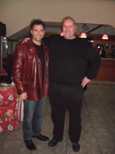 L'organizzatore Mario Cirillo con l'attore Pino Quartulli.