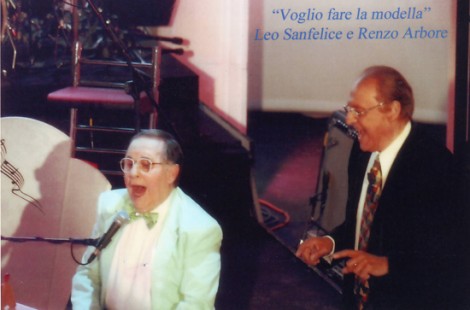 Leo interpreta "Voglio fare la modella"
