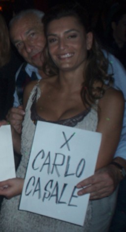 Mikel Barsa e Lola Massey.