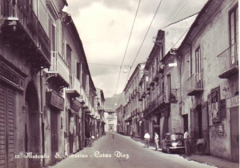 Mercato S. Severino degli anni '50 e '60.