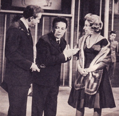 Mike Buongiorno con Claudio Villa e Betty Curtis.