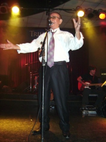 Nicola Di Bari in concerto