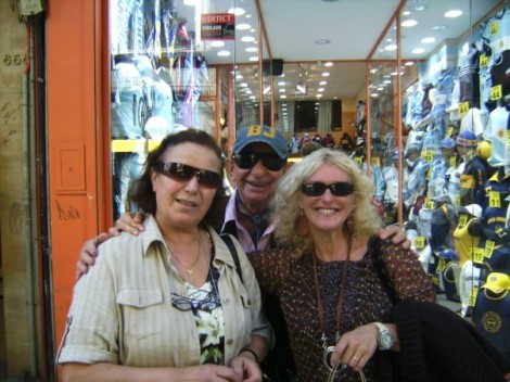 Nicola Di Bari con la moglie Agnese.