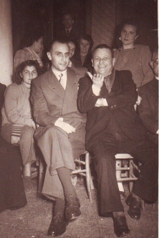 Cosimo Boccia con un noto personaggio politico.