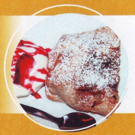 Gebragtene Apfel (Mele fritte con crema di vaniglia)