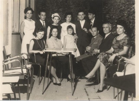 Franco "Frank" Avallone con amici negli anni '60.