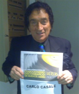 Tony Dallara invia saluti a Carlo