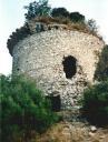 Il Castello strizza l’occhio ai nuovi arrivati nel paese.